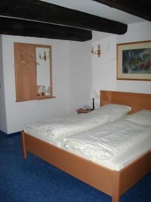 Hotel Gaeubodenhof Straubing Exterior photo